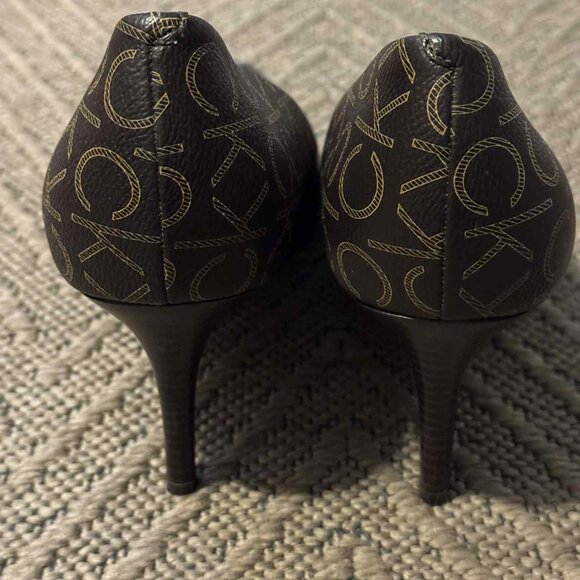 Calvin Klein Heels Pumps Size 8.5 EUC Giana Heels - Picture 9 of 11